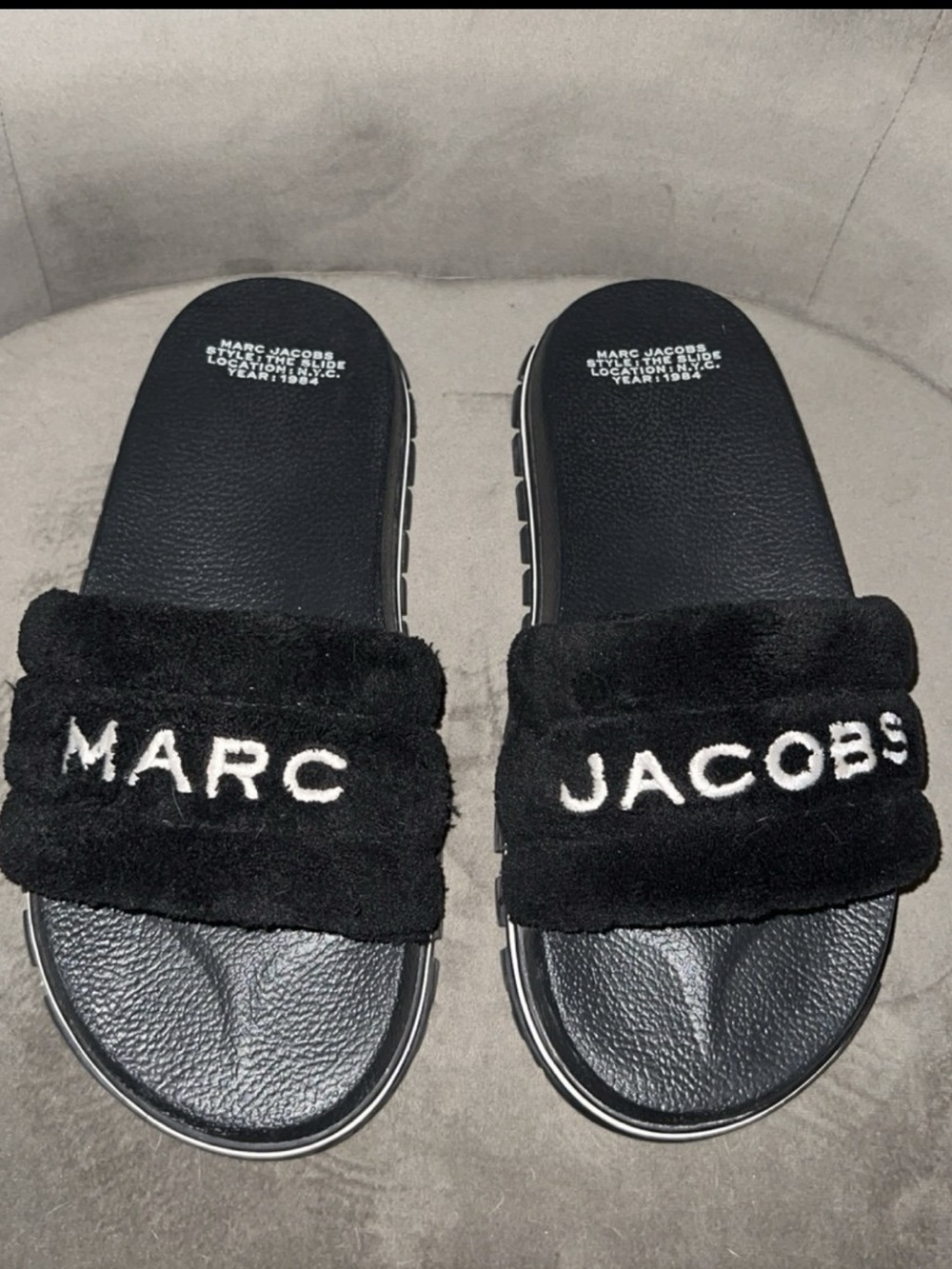Marc Jacobs slides